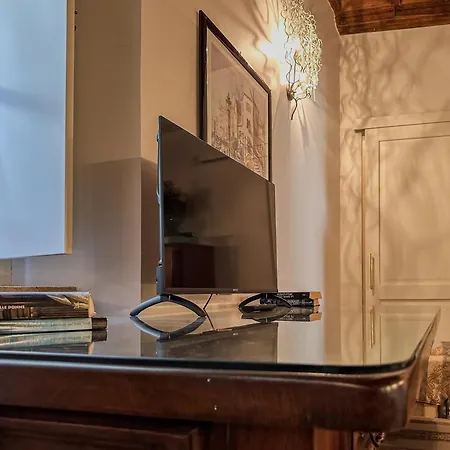 Suite Nobile Torino - Centro Storico E Garage 아파트 토리노