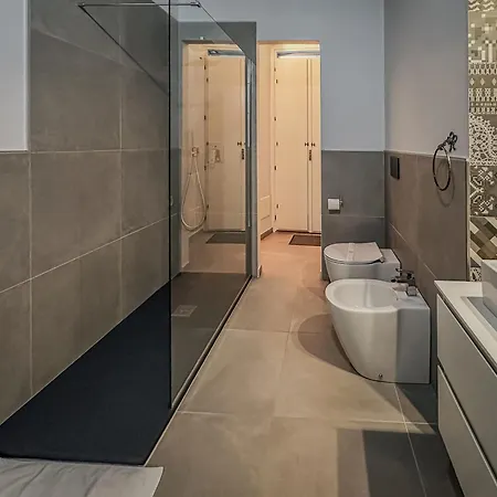 Torino Centro Storico - Suite Nobile Con Garage