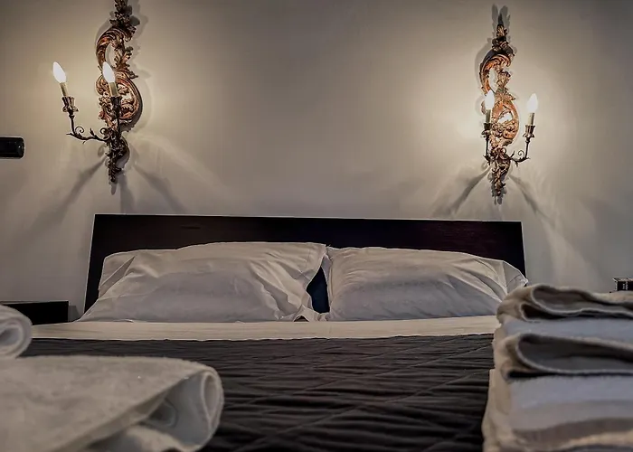 Suite Nobile Torino - Centro Storico E Garage 公寓