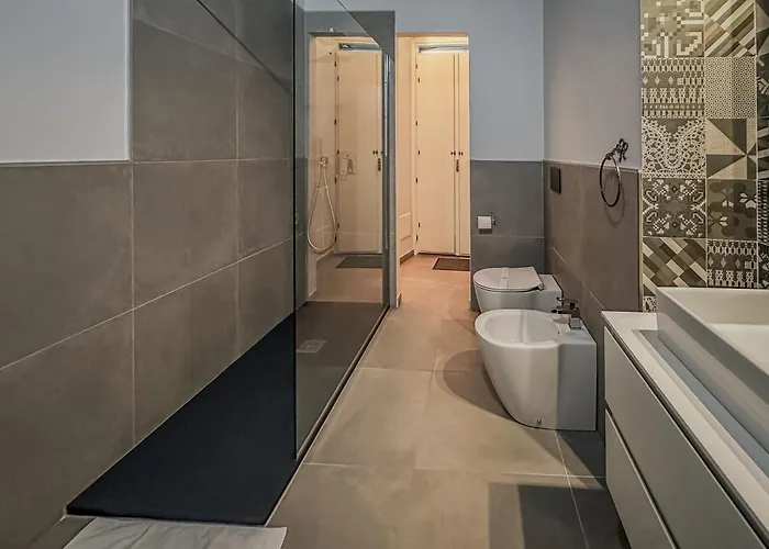 Suite Nobile Torino - Centro Storico E Garage